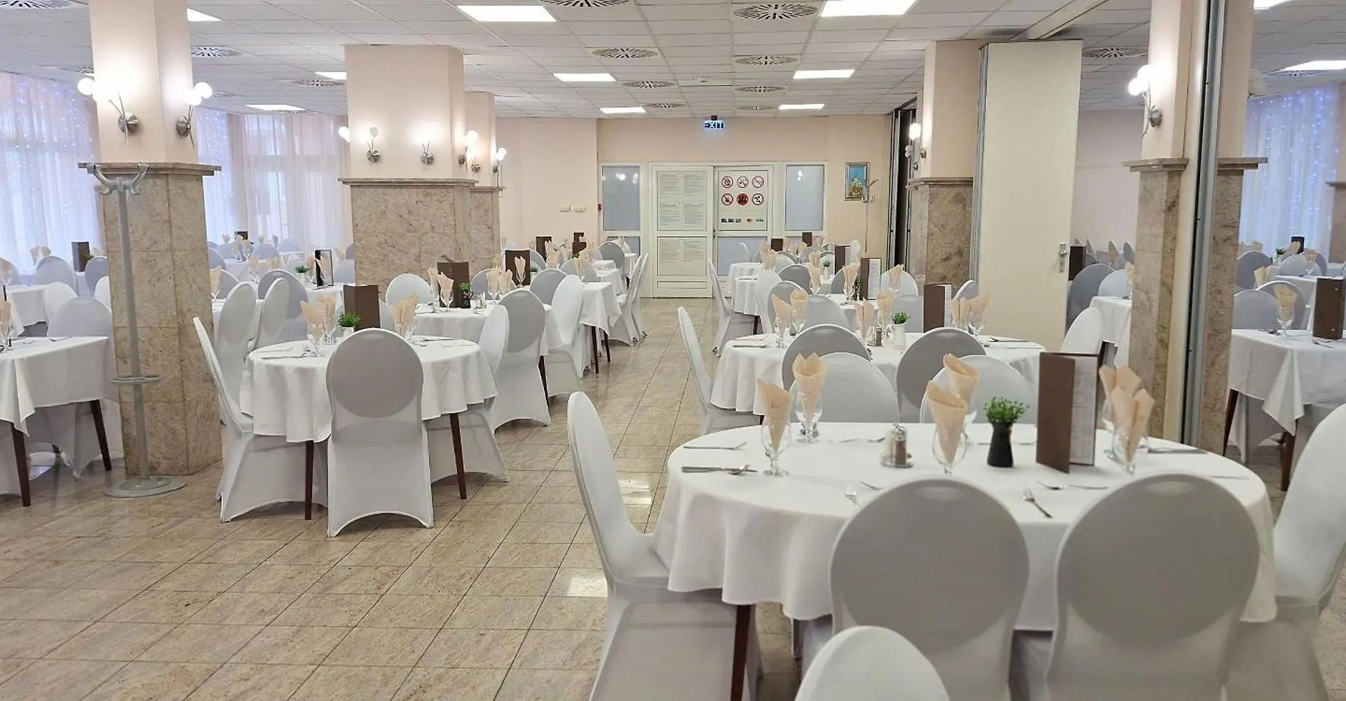 Hungarospa Thermal Hotel Hajdúszoboszló 3*,  Hongrie