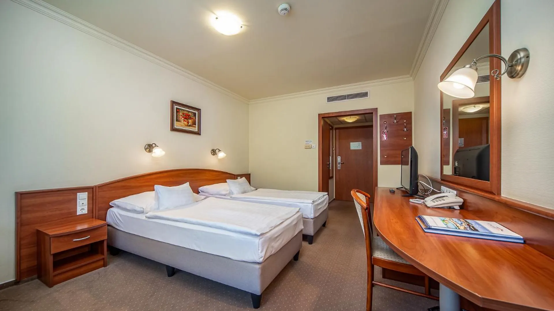 Hungarospa Thermal Hotel Hajduszoboszlo 3*,