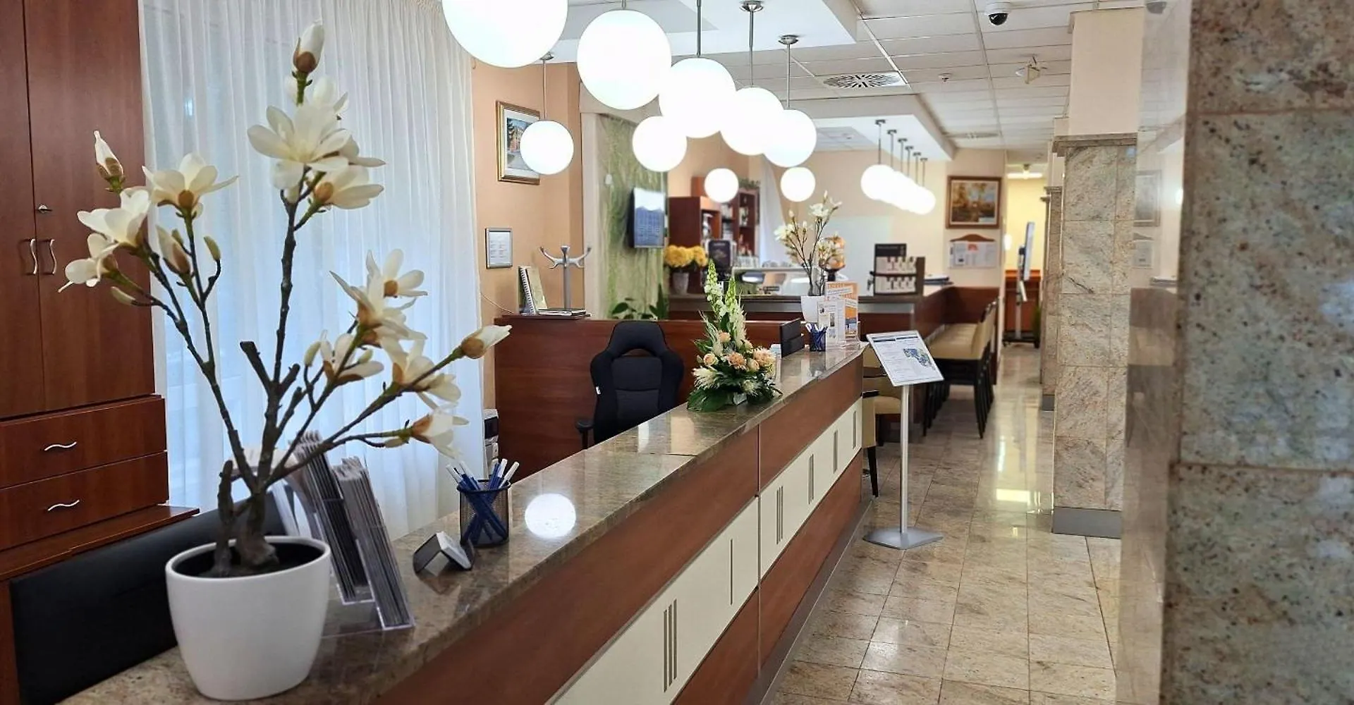Hungarospa Thermal Hotel Hajdúszoboszló 3*,  Hungría